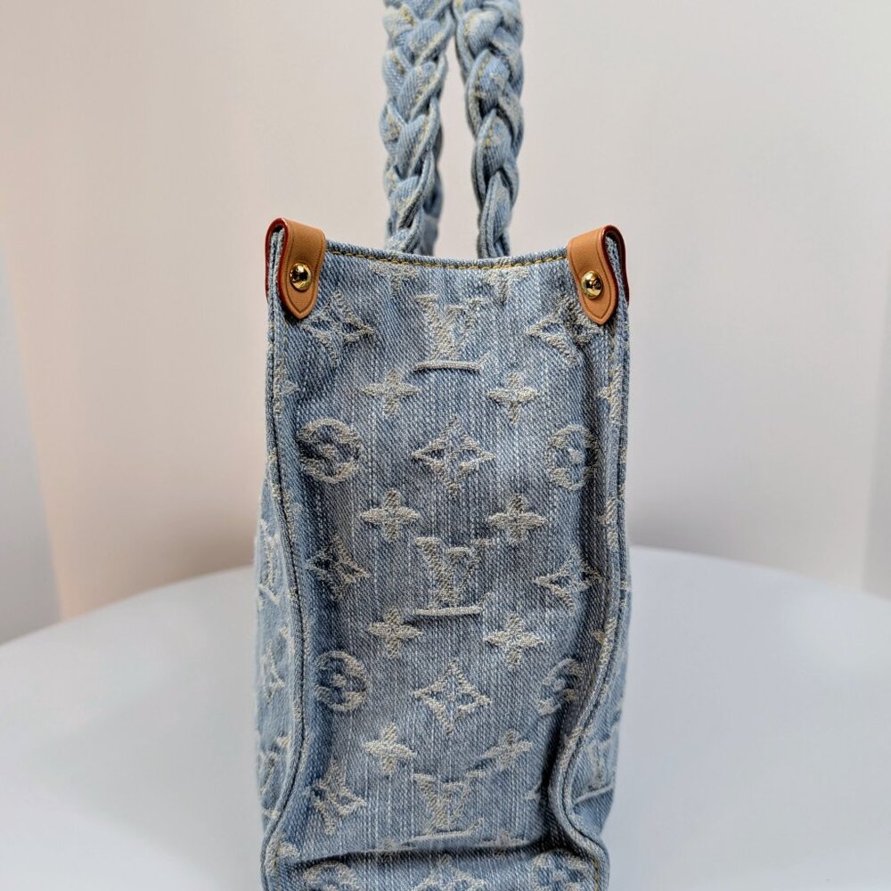 Louis Vuitton "Sky Denim" Braided Denim OnTheGo PM Tote Bag - Picture 3 of 15